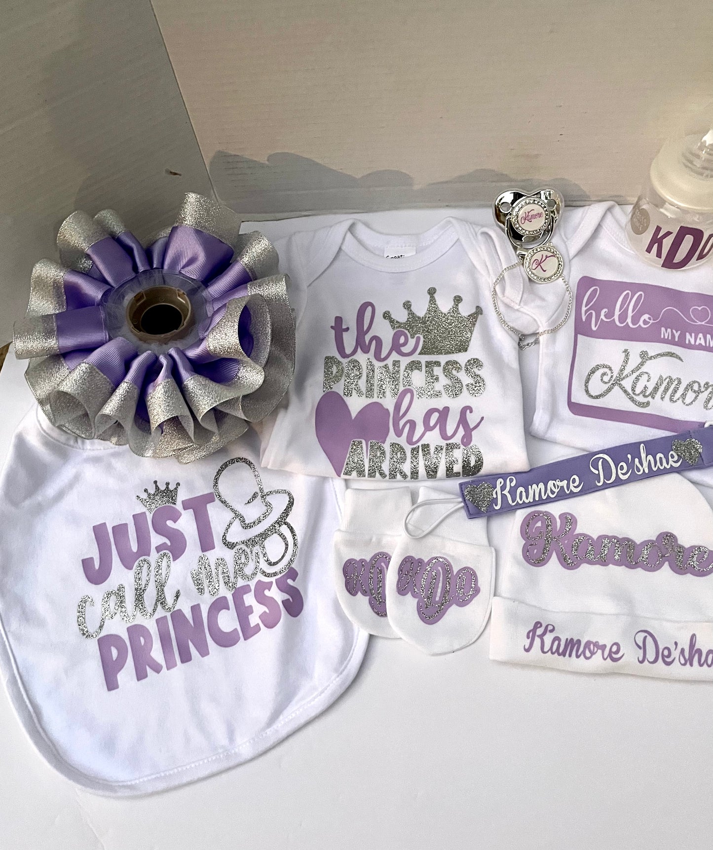 Custom baby box